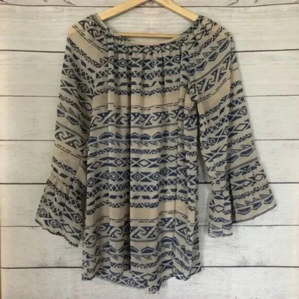 Pinkblush Maternity Semi-Sheer Cold Shoulder Boho Preppy Printed Long Sleeve S — image 4 of 5
